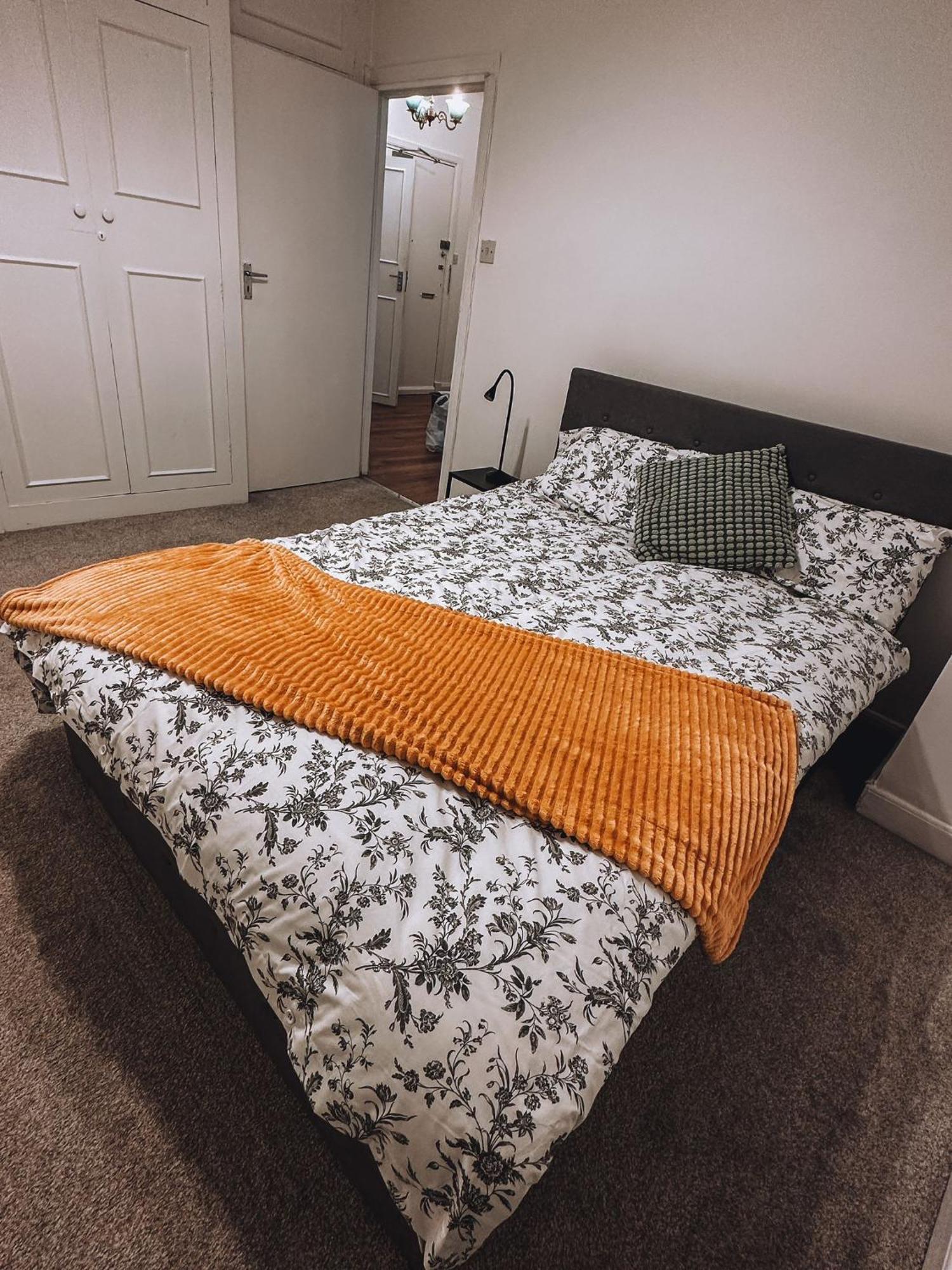 Cosy 2 Bedroom Apartment In Swiss Cottage. Londres Exterior foto